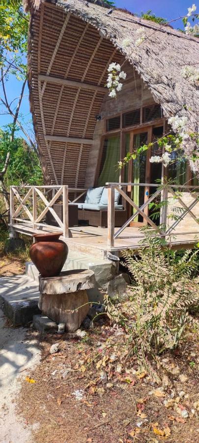 Готель Alam Karang Gili Gede Екстер'єр фото